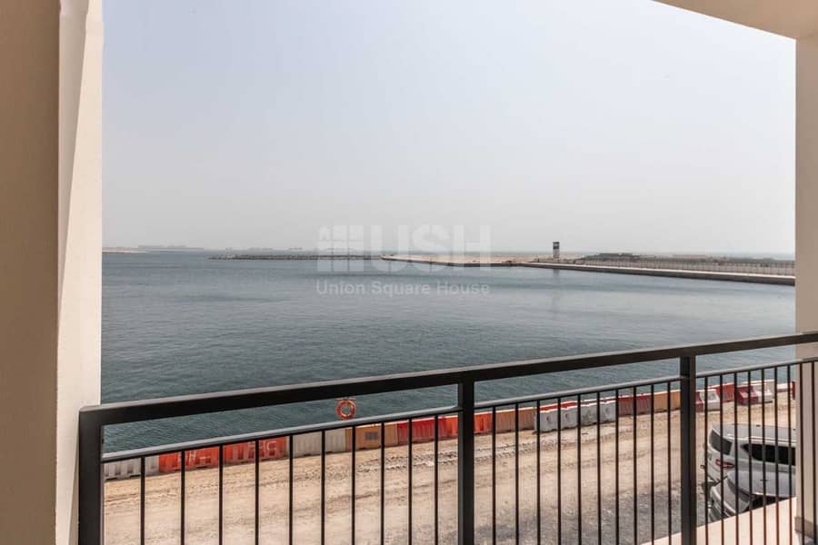 4 Luxury Freehold Beachfront Apartments in Jumeirah 1  DLD Waiver