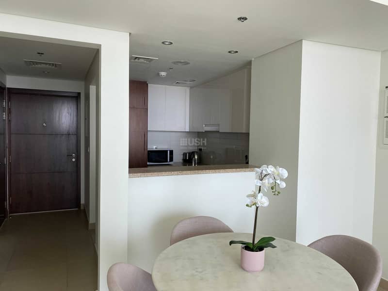 6 Furnished & unfurnised 1 bedroom in Burj vista