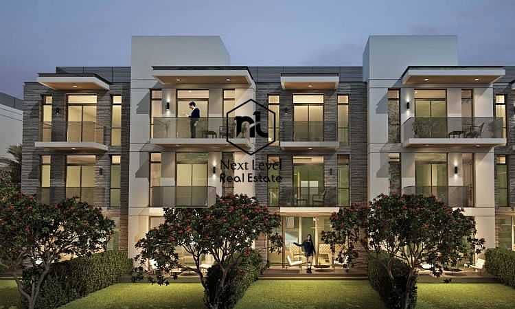 4 3 level ultra-luxurious townhouse / Stylish Design / Easy Payment Plan