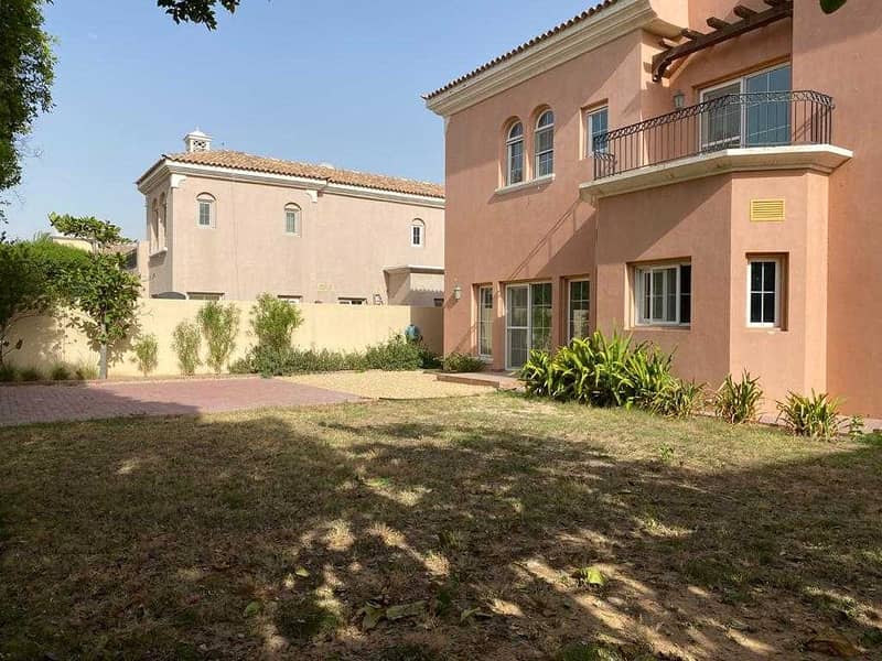 5Bedroom Single row Villa in Mirador Arabian Ranches