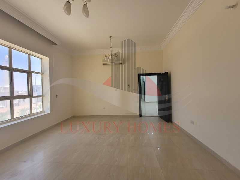 6 A Masterpiece with All Master Bedrooms Near Tawam