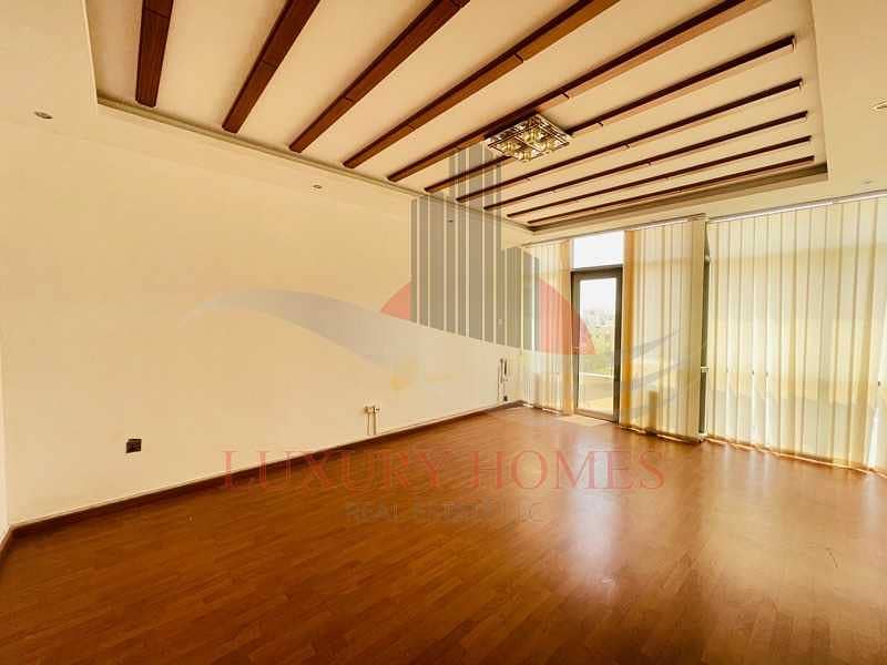 Free Central AC with Main Street View Located Centrally Free Central AC with Main Street View Located Centrally