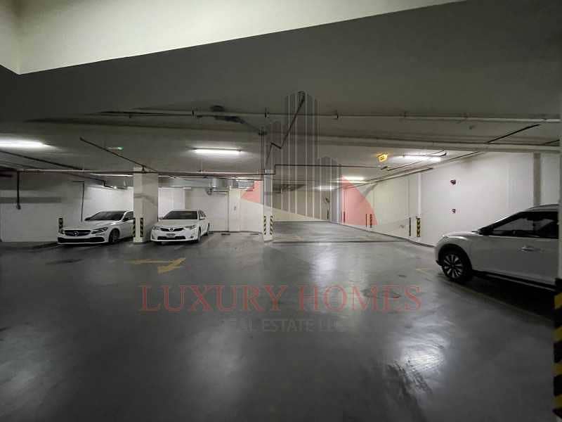 18 Ideally Located in the heart of Al Asharej