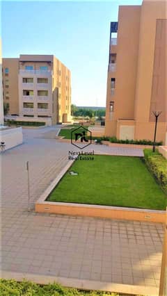 nice view large 2 bedrom with balcony and parking 1 to 06 cheques
