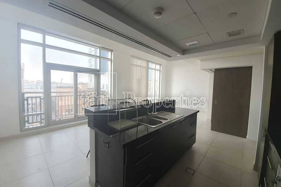 5 Investors Deal|Vacant|1BHK|Fully Fitted Kitchen
