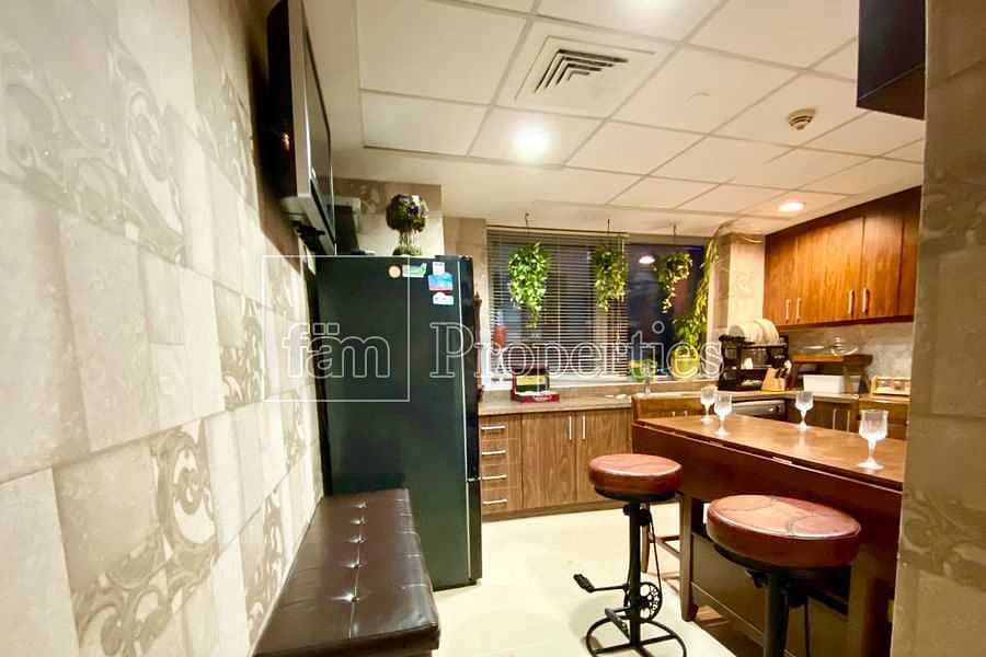 8 Fully furnished | near Business Bay metro