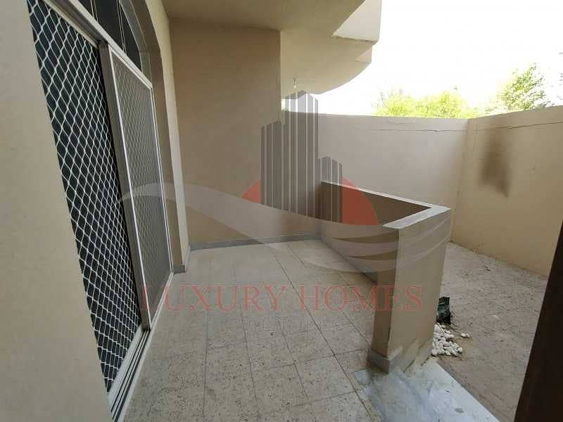 8 No Commission Exquisite Outlook with Balcony