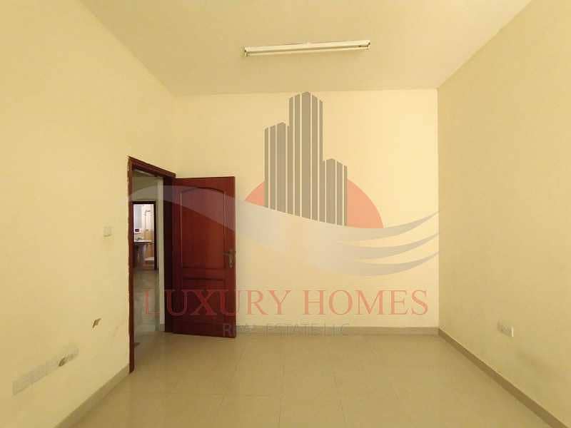 Excellent Quality Spacious at Ideal Location Excellent Quality Spacious at Ideal Location