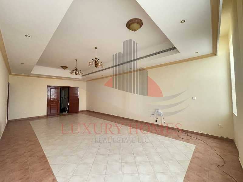 Exceptional Apartment at a Prime Location Exceptional Apartment at a Prime Location