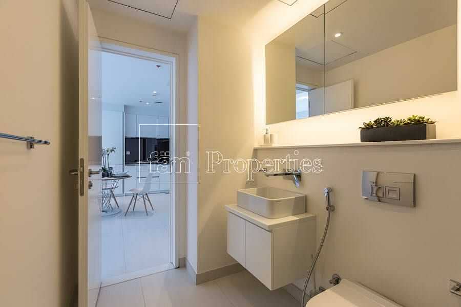 8 Brand New | 1BR | Vacant | Multiple Cheques