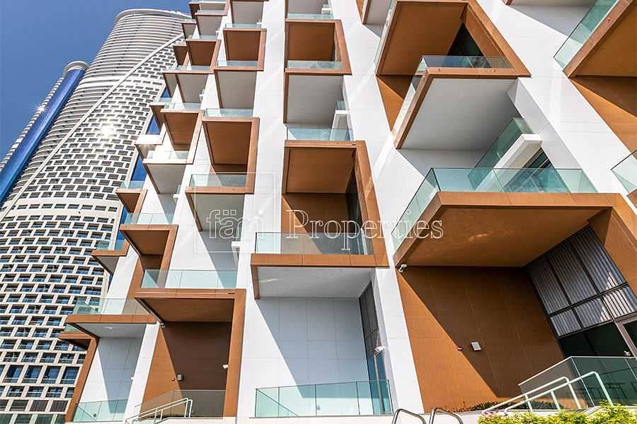 25 Ultra luxurious 1BD DUPLEX in the Heart of Dubai