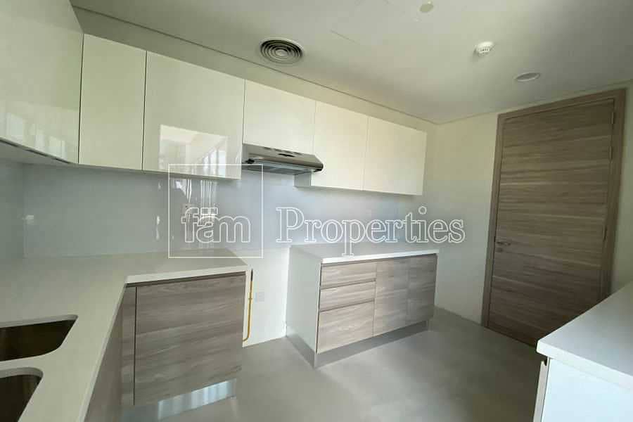 4 Amazing 2BDR | Partial canal and Burj Khalifa view