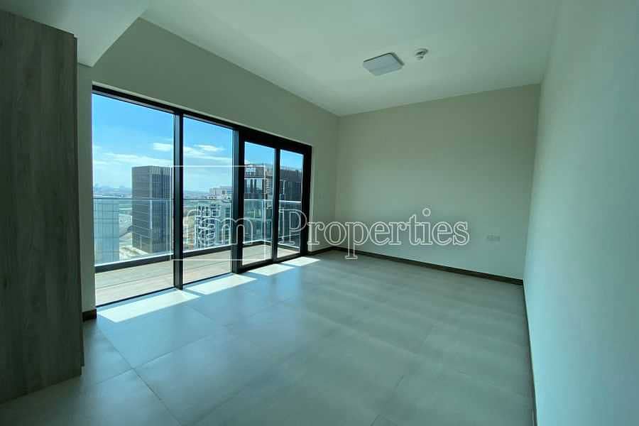 6 Amazing 2BDR | Partial canal and Burj Khalifa view