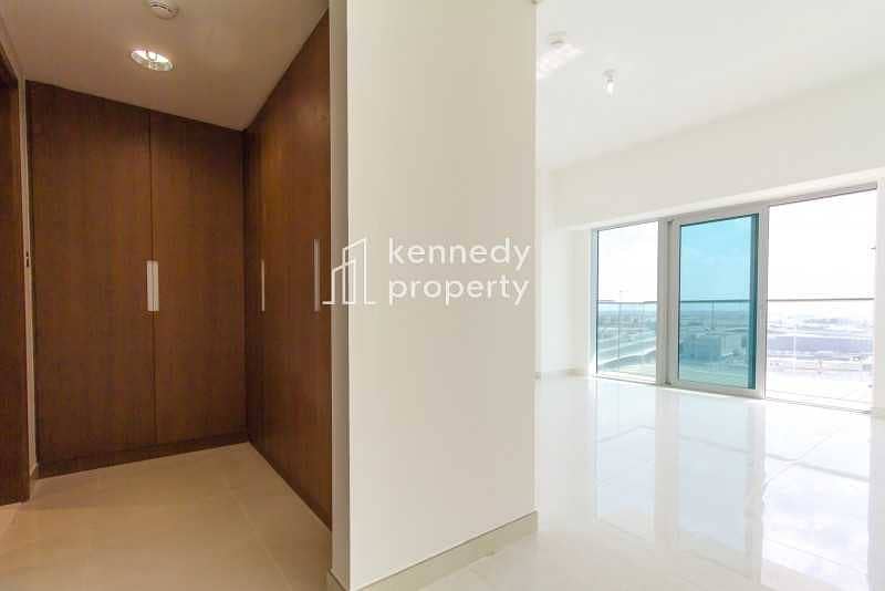 6 Magnificent Sea View I Modern Layout I Vacant