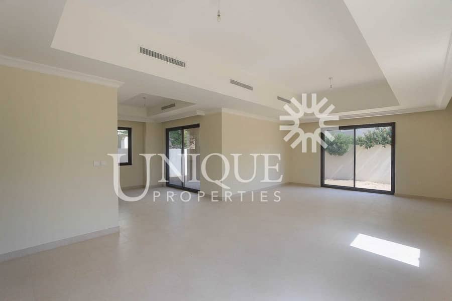 2 4BR Corner Villa | Landscaped Garden | VOT