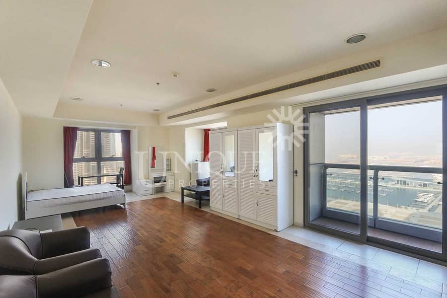 16 Full sea view | Upgraded 3BR | Ready to Move in