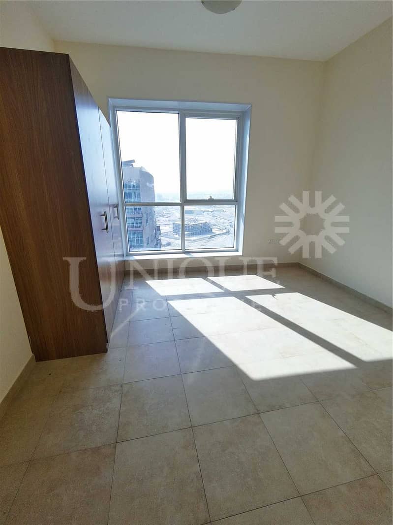 High Floor | Sea view 1BR  with Amazing Price