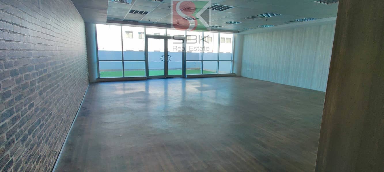 13 Office Space in Sapphire Tower in Al khabisi