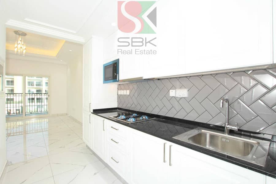 4 BRAND NEW FULLY EQUIPPED KITCHEN APARTMENT