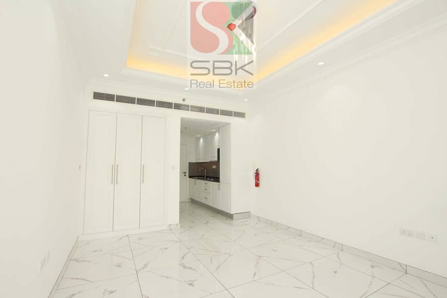 15 BRAND NEW FULLY EQUIPPED KITCHEN APARTMENT