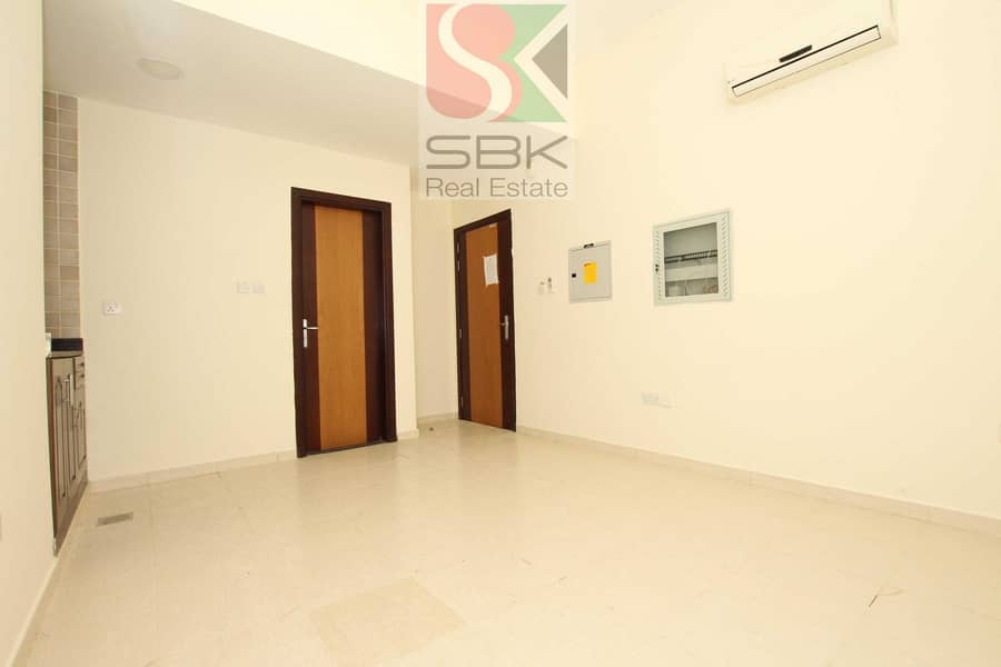 5 Studio Available In Nakheel Near Pattan Mosque