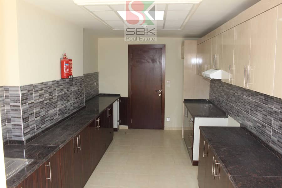 13 Spacious 2BR |1Month Free|1 Year Chiller Free|