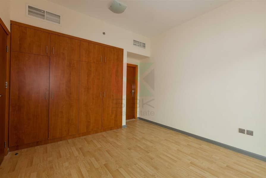 Spacious 2 Bedroom Duplex Available in DSO Spacious 2 Bedroom Duplex Available in DSO