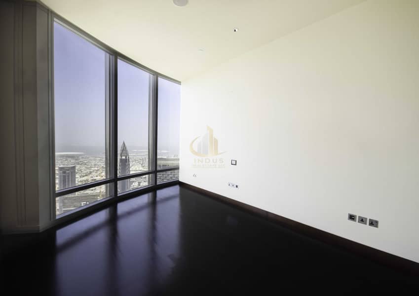 9 On Higher Floor | Furnished 2BR+M | Downtown Views