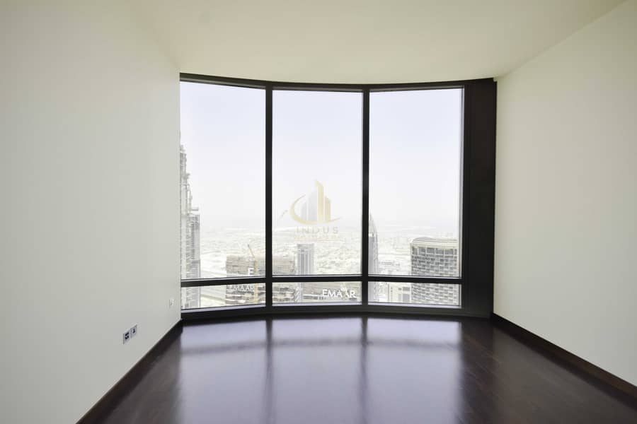 11 On Higher Floor | Furnished 2BR+M | Downtown Views