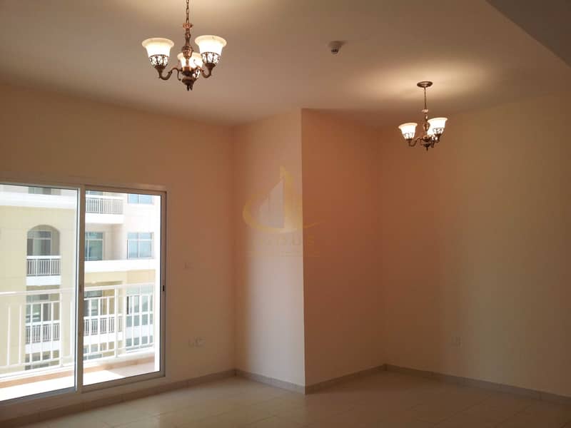 4 Great Location | 1BR Mazaya Queue Point | Ready to Move