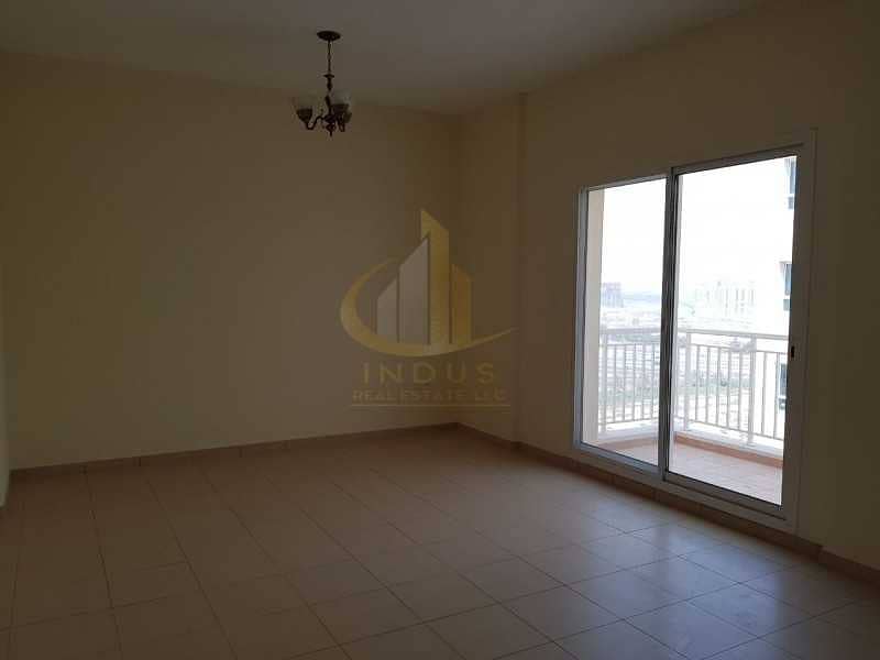 8 Great Location | 1BR Mazaya Queue Point | Ready to Move