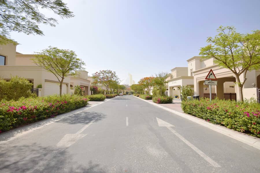 Resale | Near Pool and Park | Spacious 4BR+M | Casa Villa Resale | Near Pool and Park | Spacious 4BR+M | Casa Villa