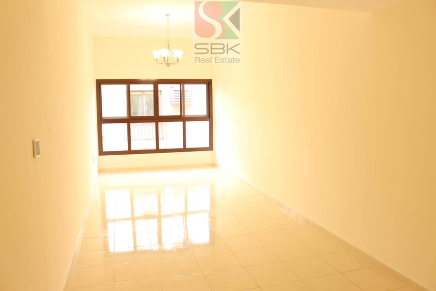 3 HUGE STUDIO  WITH CLOSE KITCHEN AVAILABLE NEXT TO AL FAHIDI  METRO