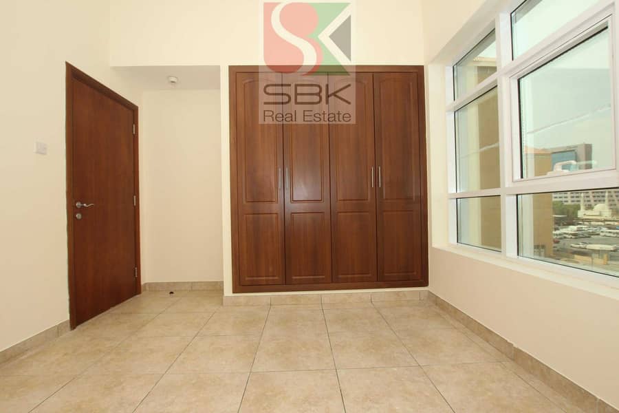 6 Spacious 1 BHK Closed to heath care city Oudmetha Metha