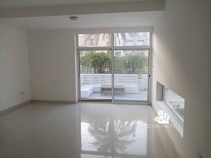 4 Modern 3BR + Maid/Study | Private Pool-Vacant