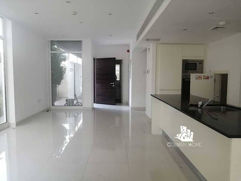 6 Modern 3BR + Maid/Study | Private Pool-Vacant