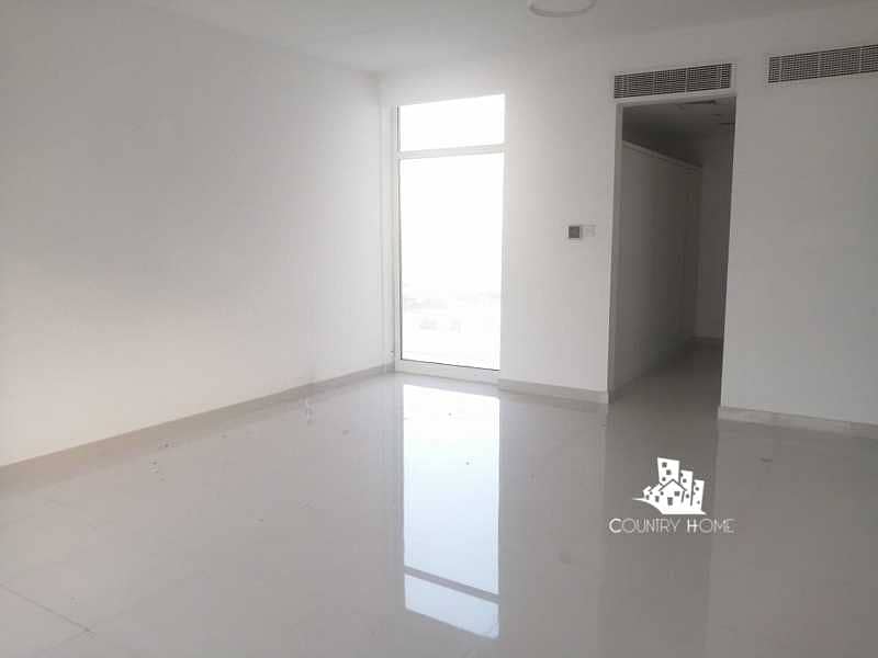 7 Modern 3BR + Maid/Study | Private Pool-Vacant
