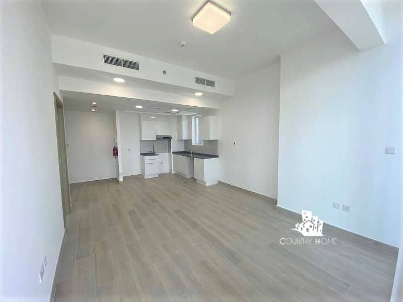 2 Beautiful 1BR| Post Handover Plan | Prime Location