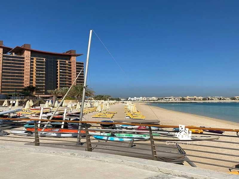 19 Pristine 2 Bedroom with Direct Beach Access