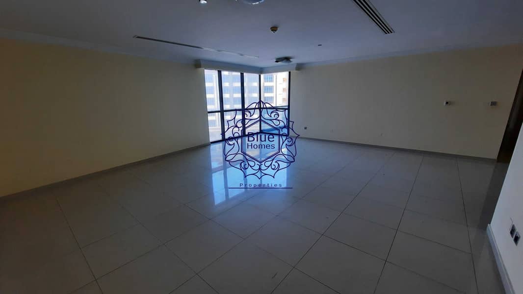 3 Front of Metro Chiller Ac Free + 2 Month Free 3 Bedroom Hall close To  Fahidi Metro