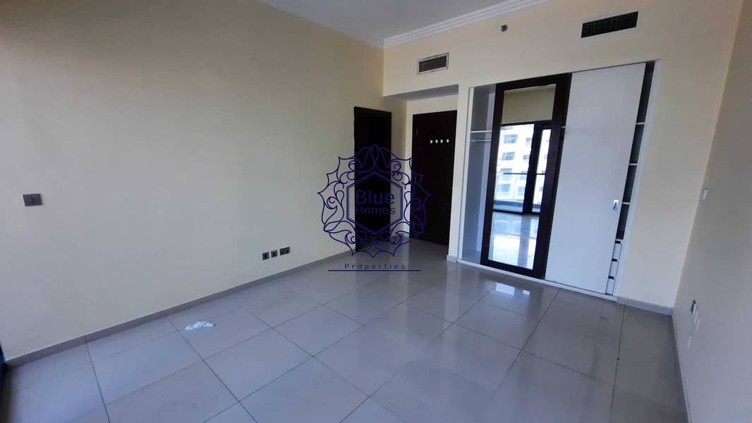 6 Front of Metro Chiller Ac Free + 2 Month Free 3 Bedroom Hall close To  Fahidi Metro