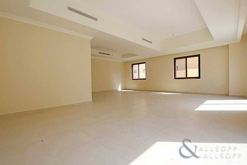 5 Vacant | Landscaped Garden | 3 Bed + Maids