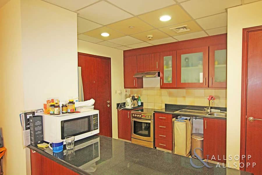 6 One Bedroom | High Floor | Fully Furnished