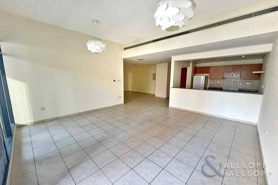 3 Bedroom Apartment | Al Ghaf | The Greens