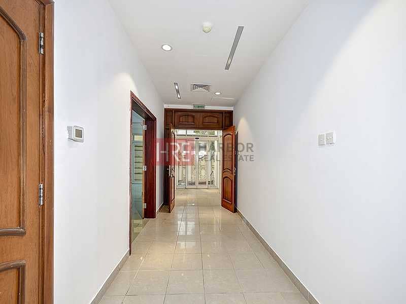 13 12 Cheques Payment | Commercial Villa For Rent
