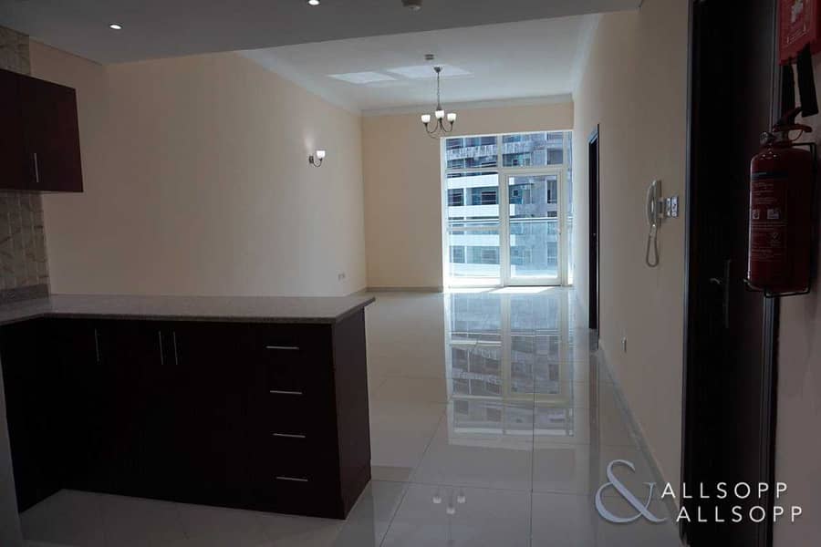 One Bedroom | Managed Apartment | Balcony
