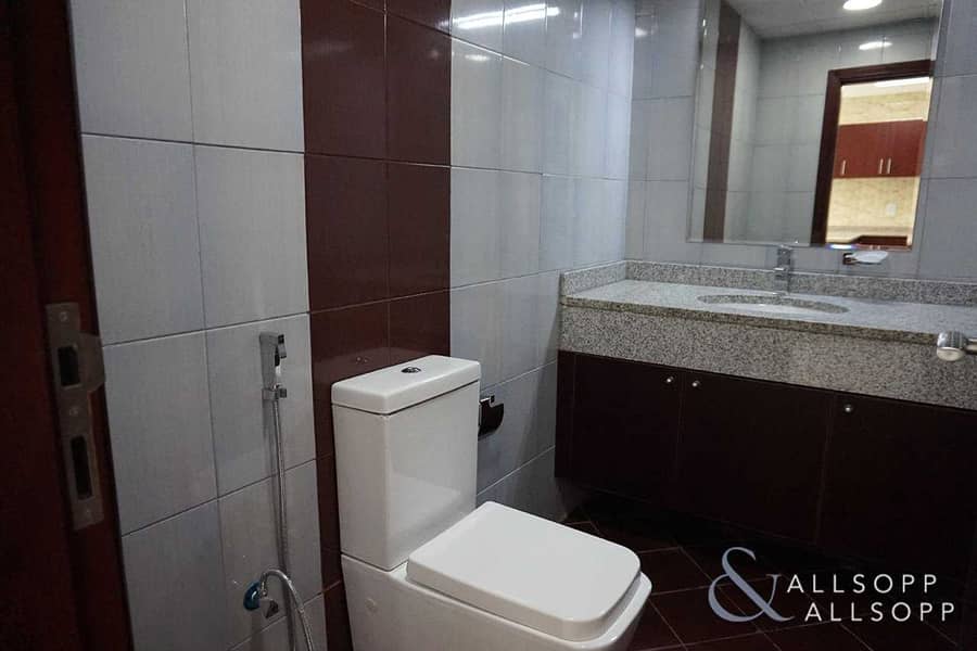 9 One Bedroom | Managed Apartment | Balcony