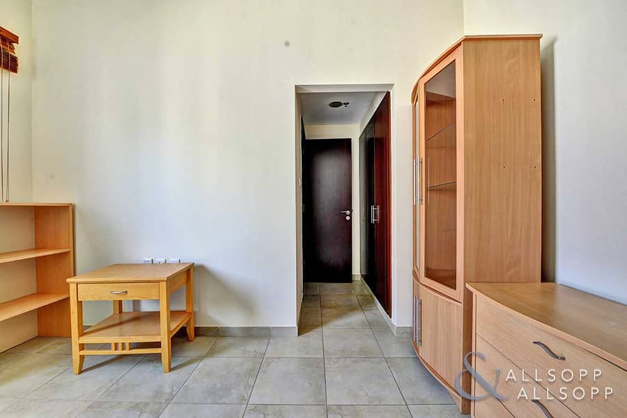 4 Furnished | 2 Bedrooms | Available Now