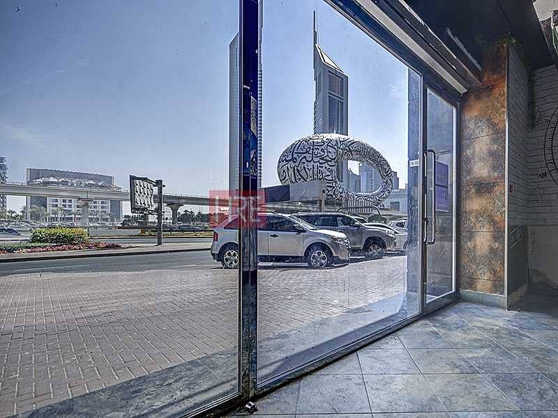 7 Fitted Retail | Sheikh Zayed Road | Near Metro