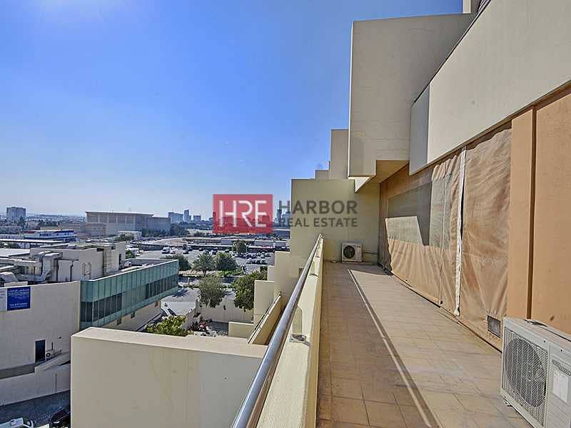 15 Huge Terrace | Garden View | Well Maintained